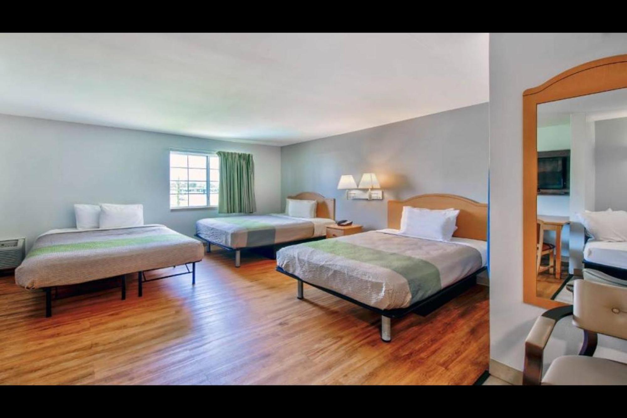 Oyo Townhouse Sulphur,La Extended Stay Exterior foto