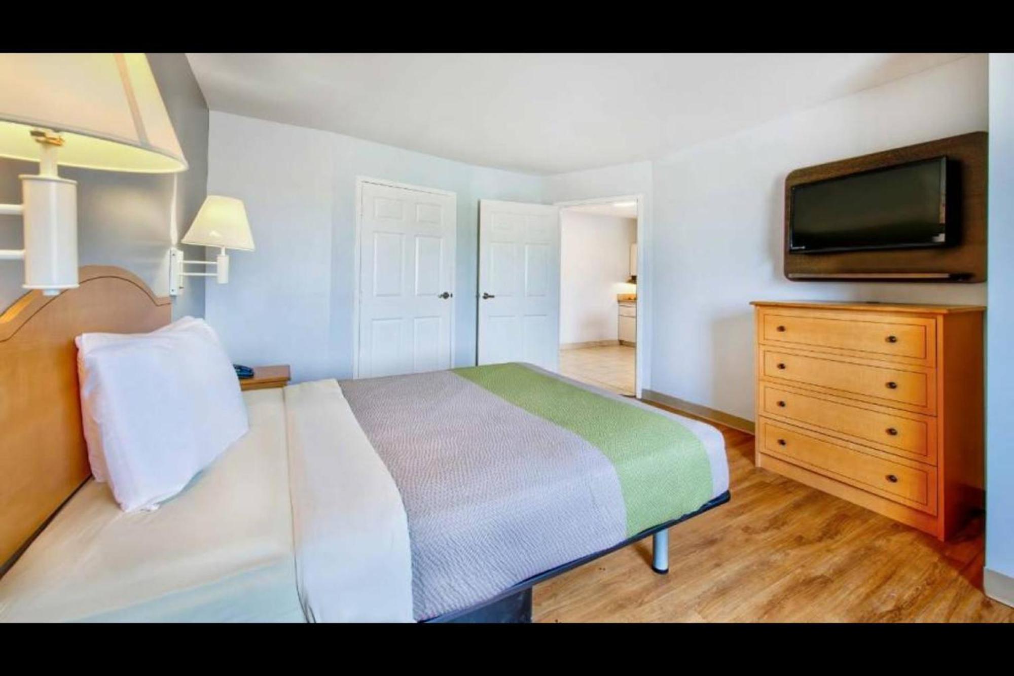 Oyo Townhouse Sulphur,La Extended Stay Exterior foto